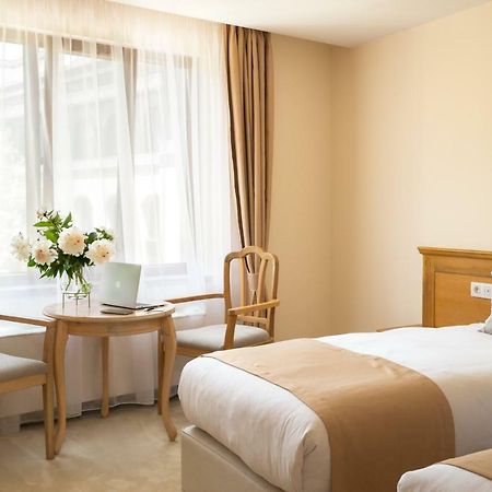 Family Hotel Anna Ruse Luaran gambar