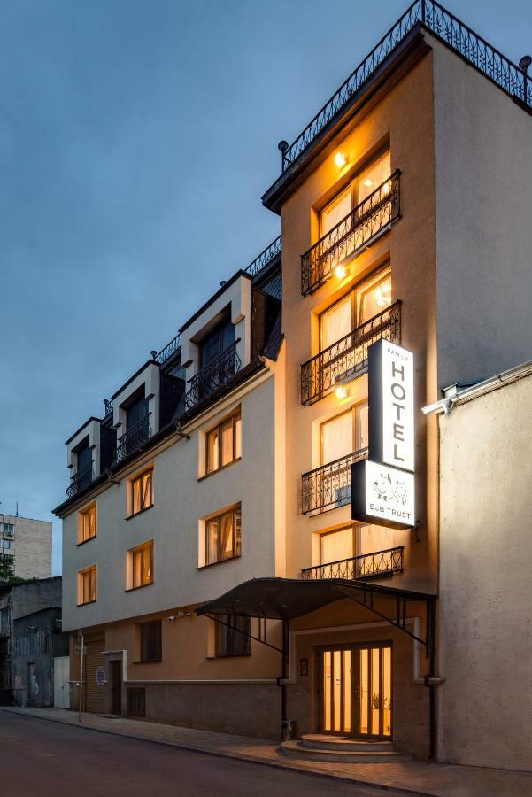Family Hotel Anna Ruse Luaran gambar